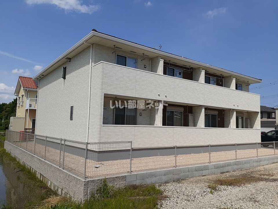 アメニティ横須賀Ⅲの外観画像