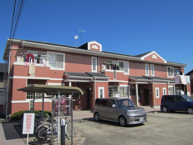 アメニティ鶴田Bの外観画像