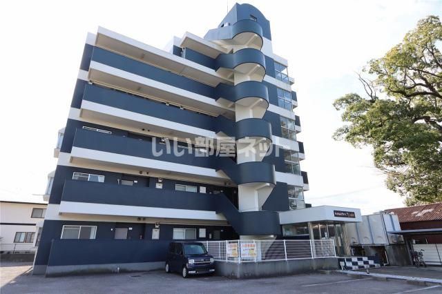 ルネシュ・プランドールの外観画像