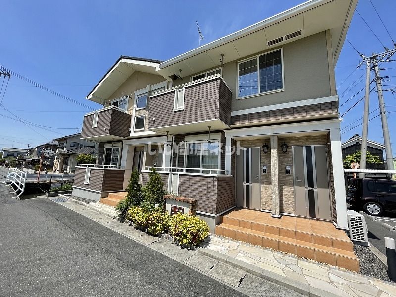 Cross Sideの外観画像