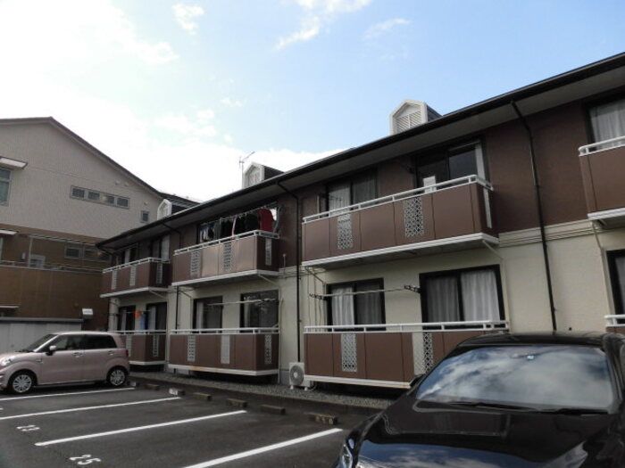 メゾン・ド・マージュ D棟の外観画像