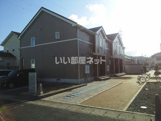 セレブレイトⅢの外観画像