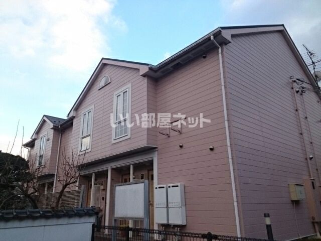 ドルチェヴィ-タ青山の外観画像