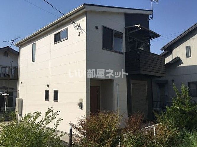 伴様戸建カーサの外観画像