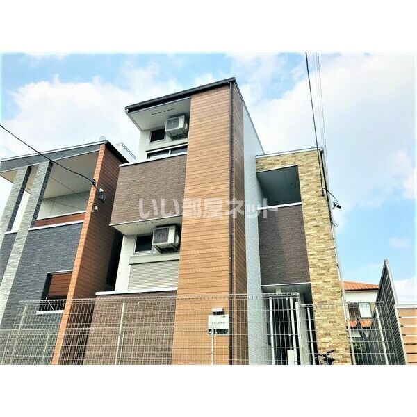 LA・コリーヌの外観画像