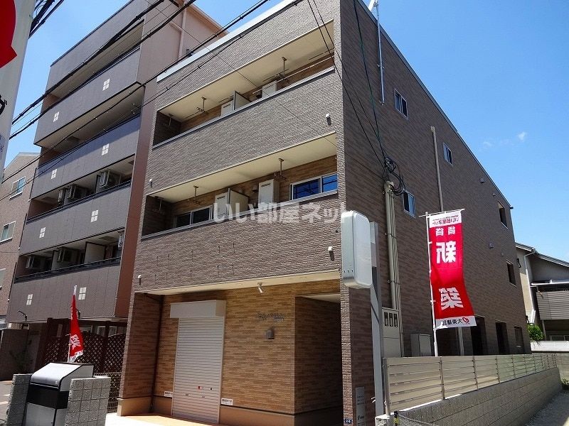 ウエスト ハビタシオンの外観画像