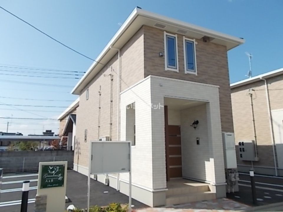 グランディール本町Bの外観画像