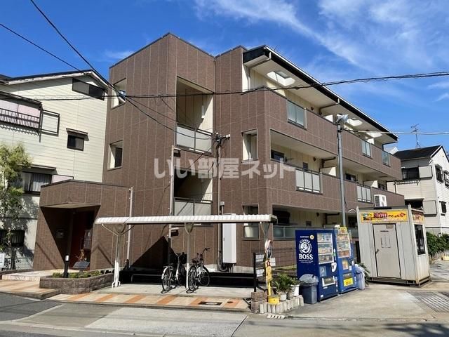 プリマ・クラッセ十八条の外観画像