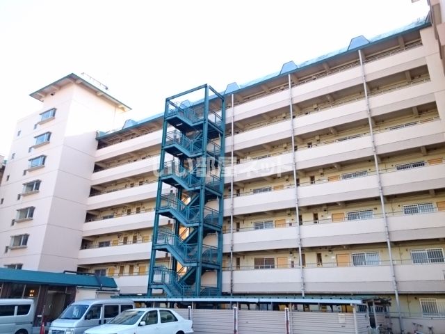 神宮スカイハイツの外観画像