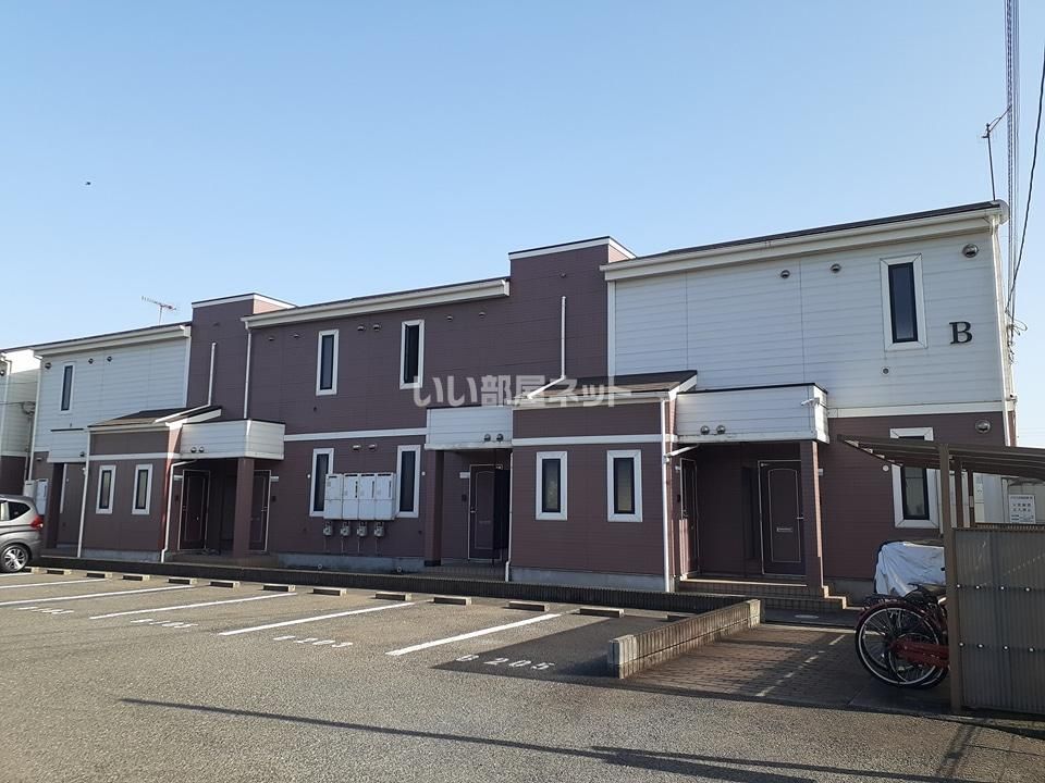 クレスメントBの外観画像