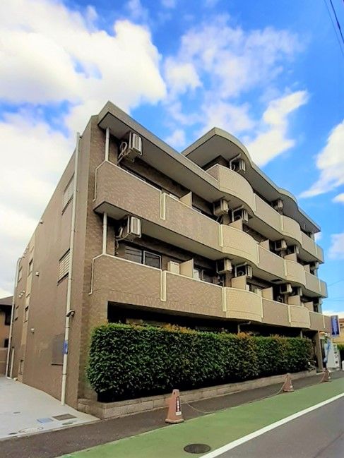 アヴニールの外観画像