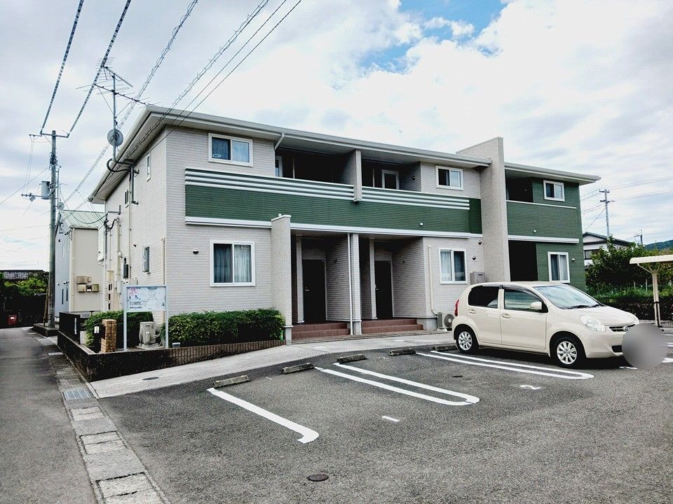 サンサンアルバの外観画像