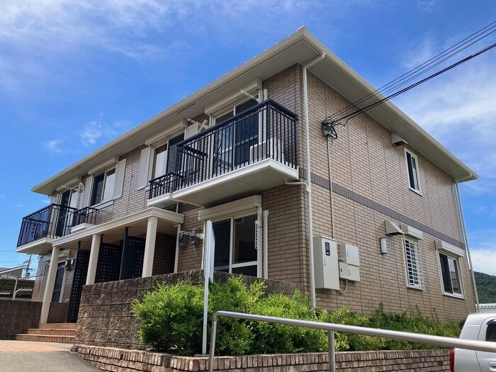 カーサモニカ A棟の外観画像