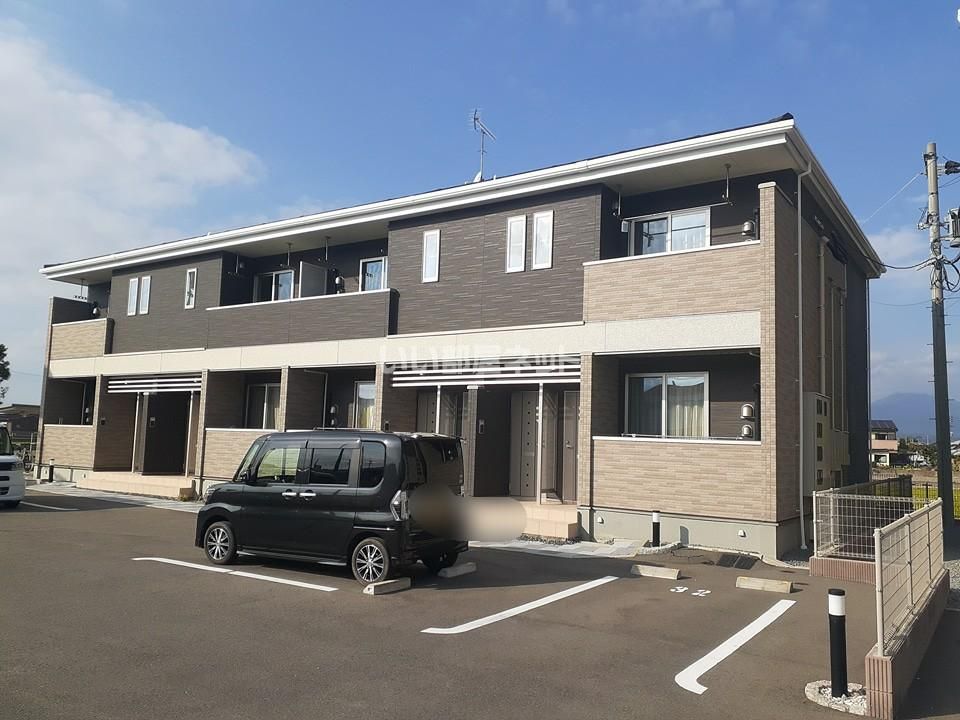 グランドソレイユ 川内 Ⅱの外観画像