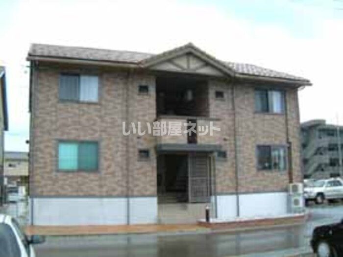 リビングタウン金沢参番館 Bの外観画像