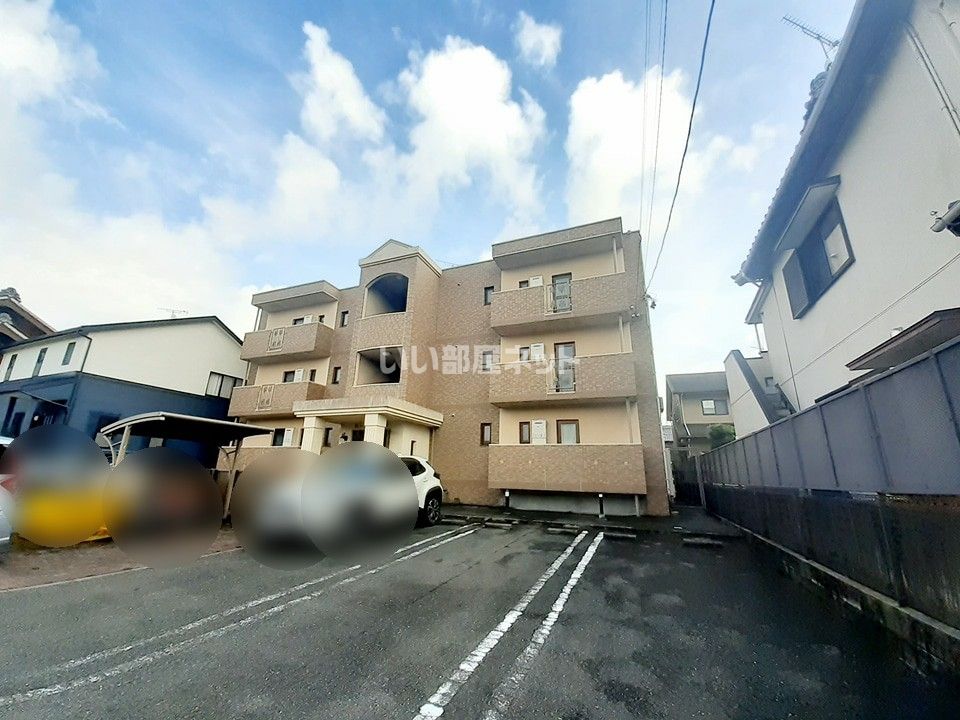 カーサノーブルの外観画像