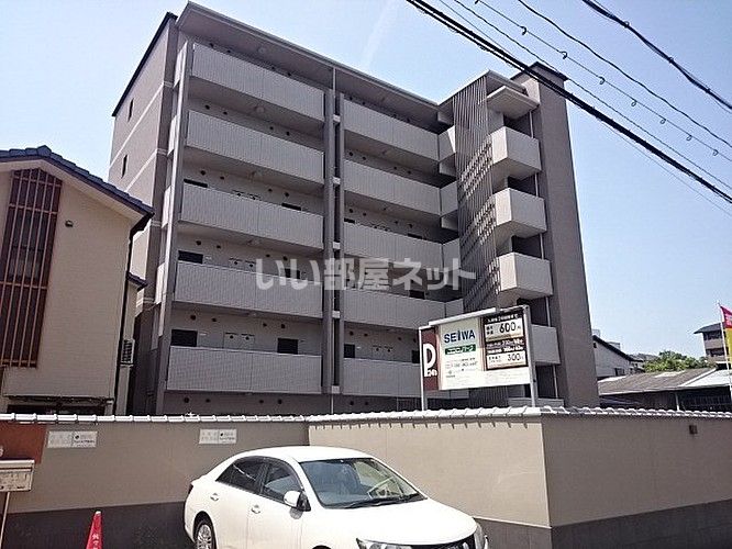 アゼリア五条御前の外観画像