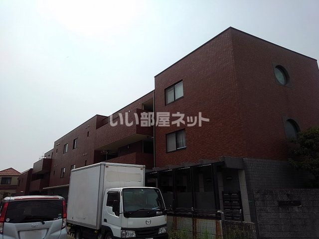 シェルプール参番館の外観画像