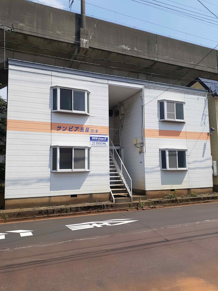 サンピア長岡の外観画像