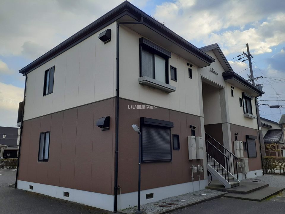 ニューハイツ・K(6・7号室)の外観画像