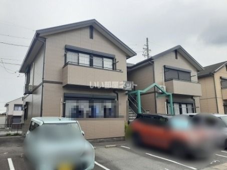 シャトーファンシーB棟の外観画像