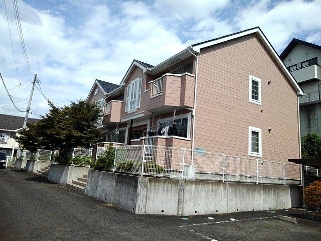 メルベーユオグラジの外観画像