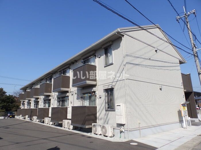 ホットスペース理科大前 B棟の外観画像