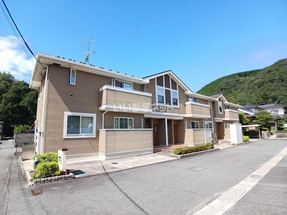 ラブリーヒルズの外観画像