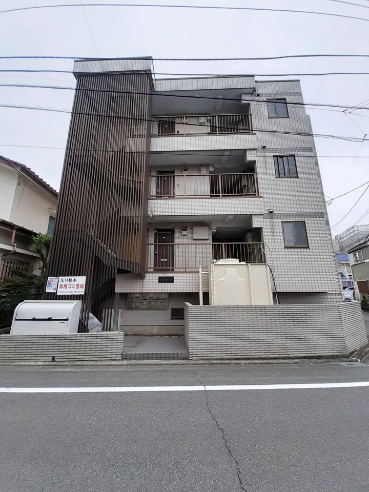 ルリ橋本の外観画像