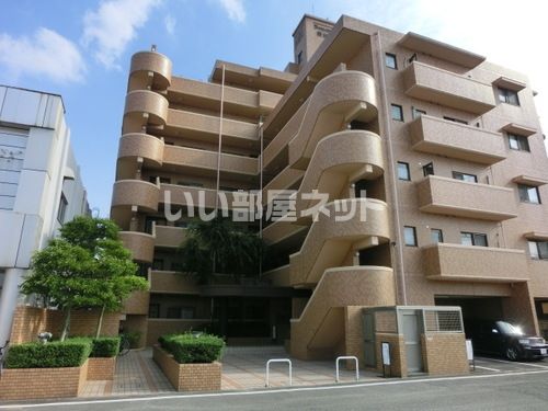 ライオンズマンション坂出京町の外観画像