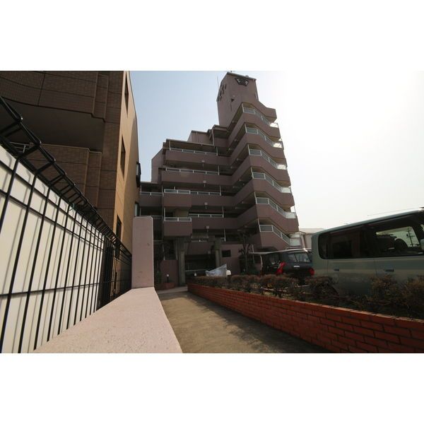 宝西春ハイツの外観画像