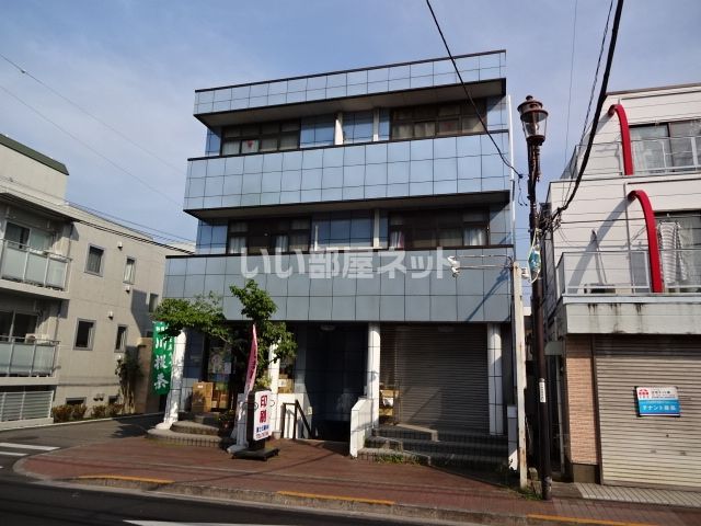 22番街ビルの外観画像