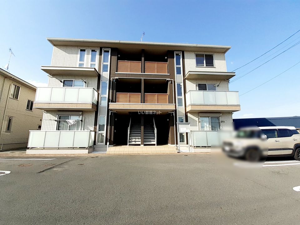オッツ グランデの外観画像