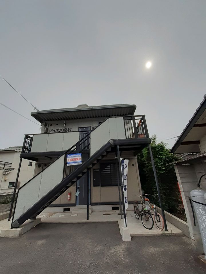 ジュネス松村の外観画像