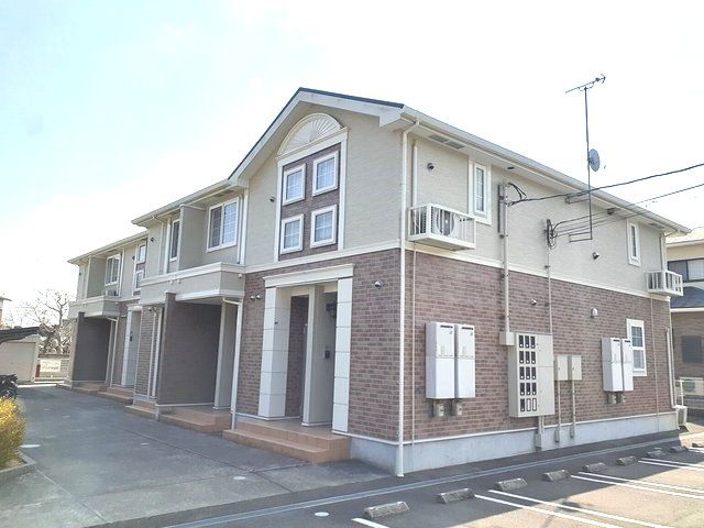 アベンシス5の外観画像