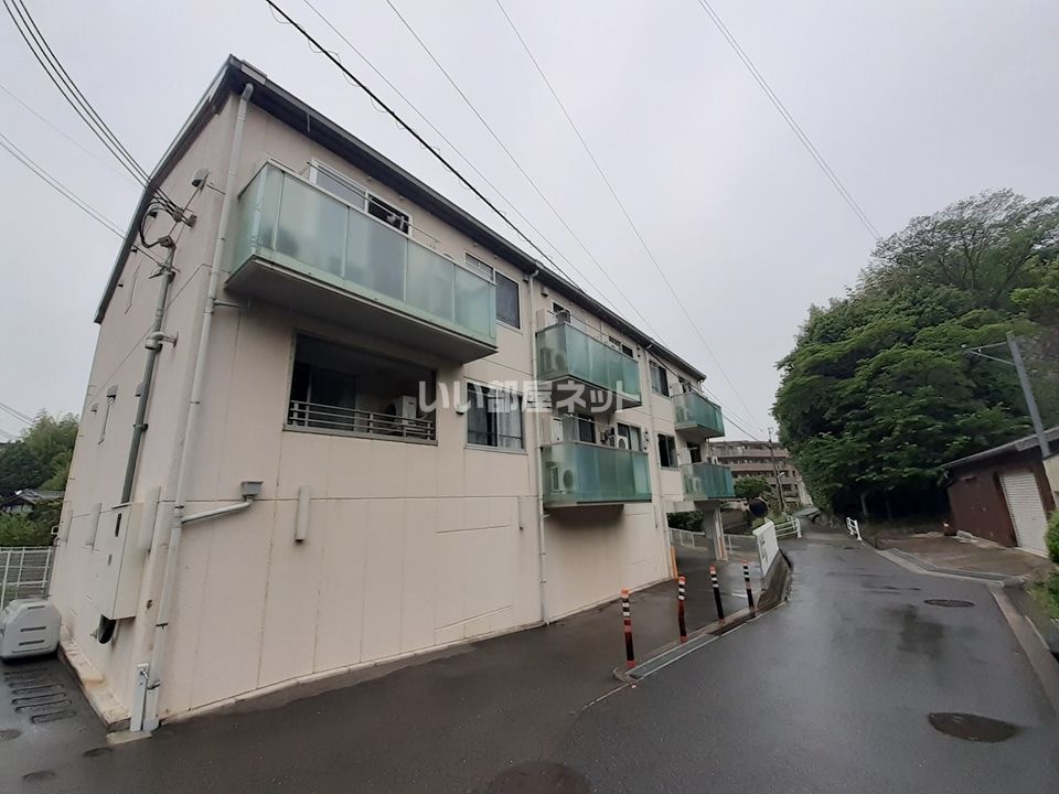 サニーイースト生駒の外観画像