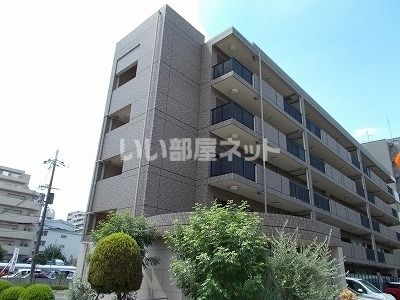 コンフォート総持寺の外観画像