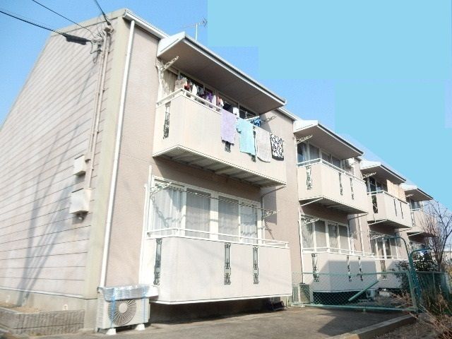 コーポ・シャモニーの外観画像