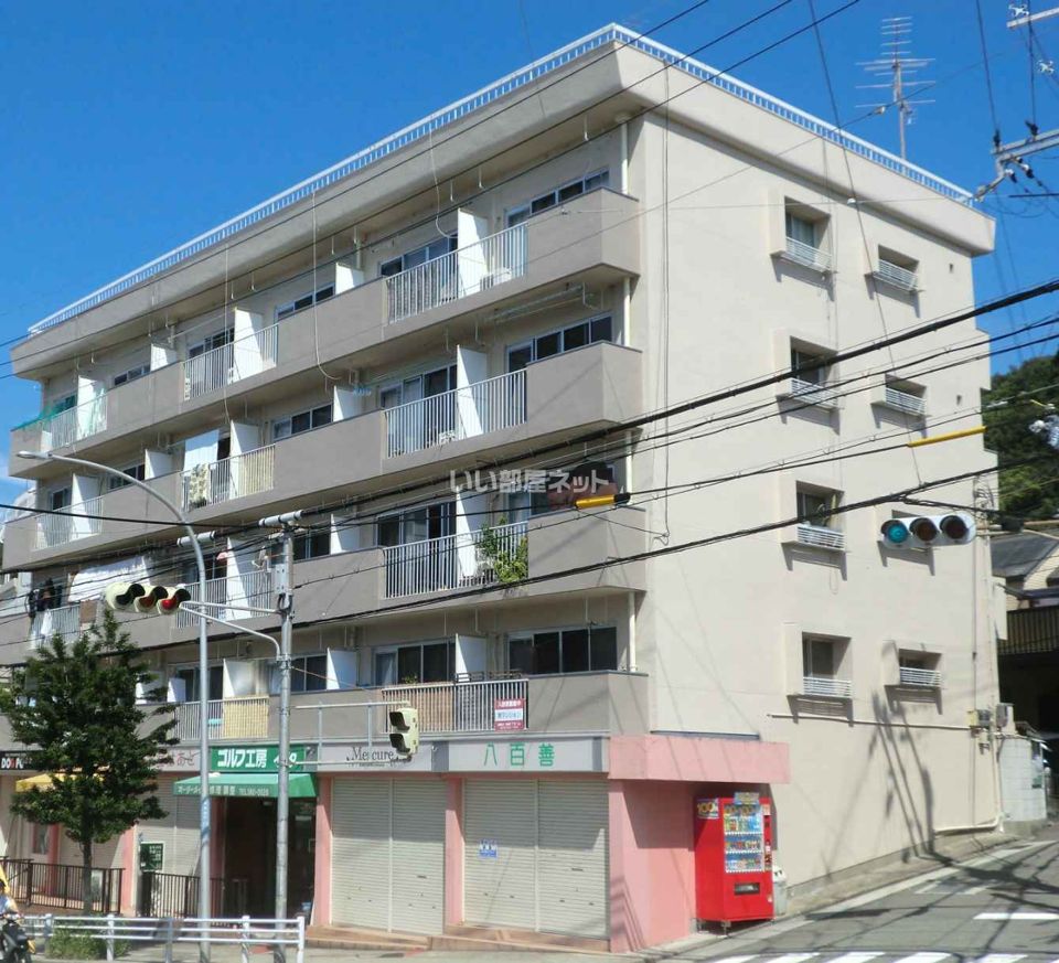 諏訪山マンションの外観画像