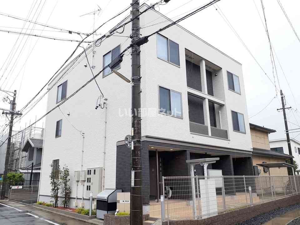 M.PAX(エム.パークス)の外観画像