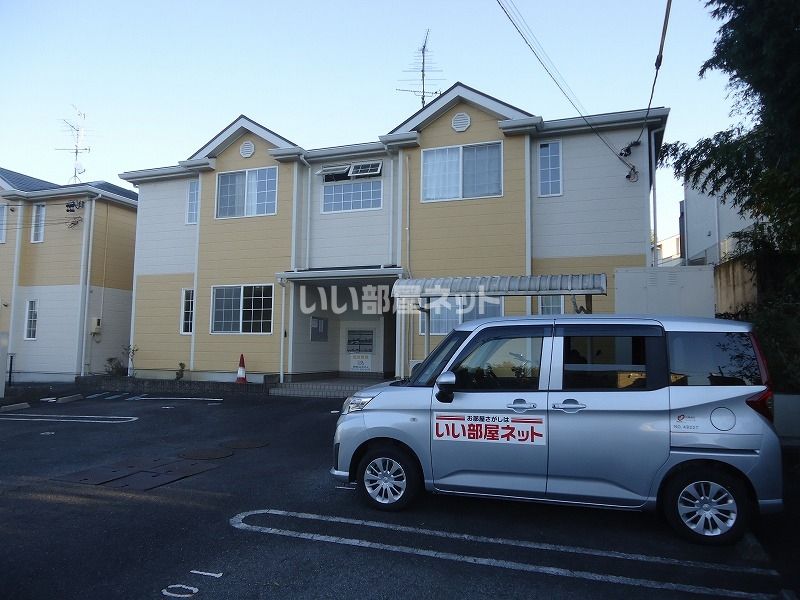 クレストヒルズの外観画像