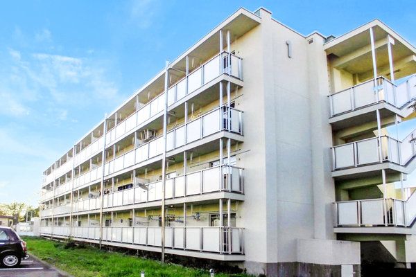 ビレッジハウス四郎丸2号棟の外観画像