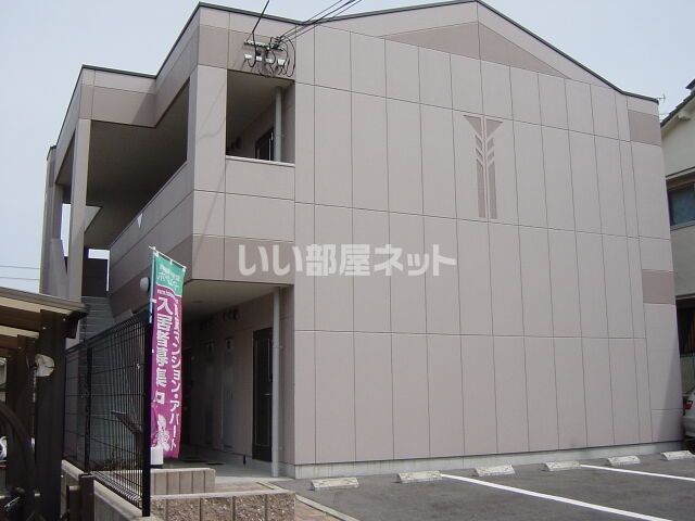センチュリー707の外観画像