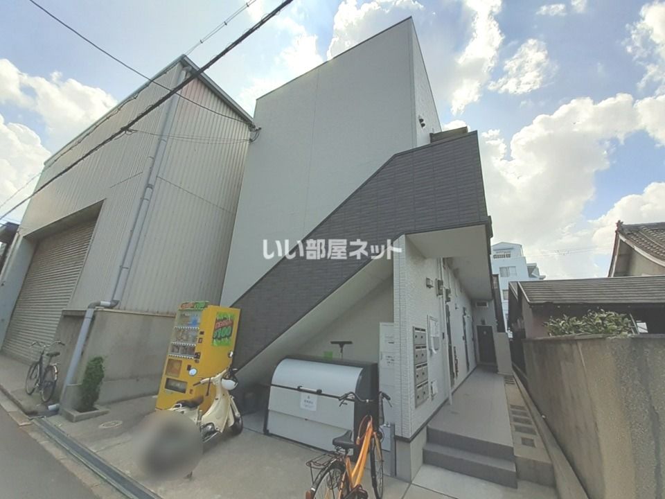 クロスレジデンス布施の外観画像