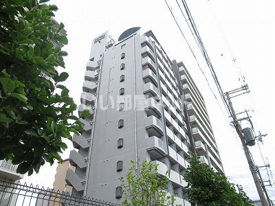 デ・リード高井田駅前の外観画像