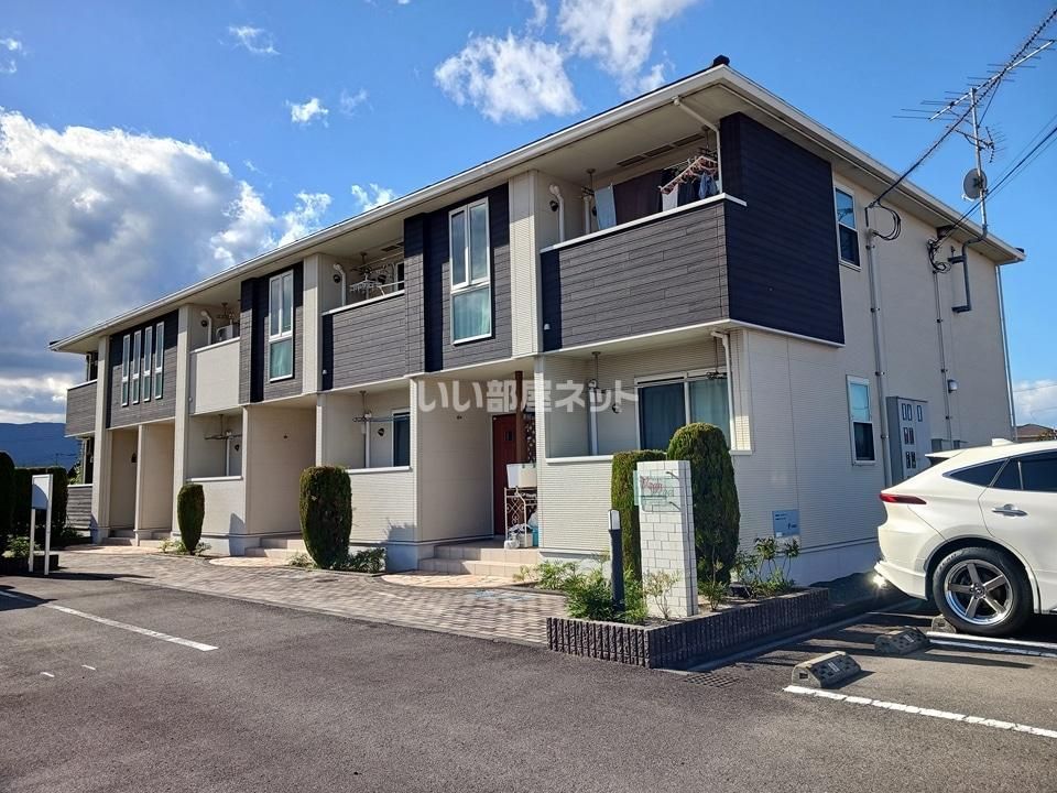 ドミール・ベガの外観画像