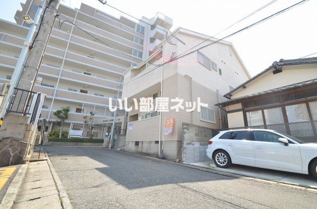 Big Luck七隈駅前の外観画像