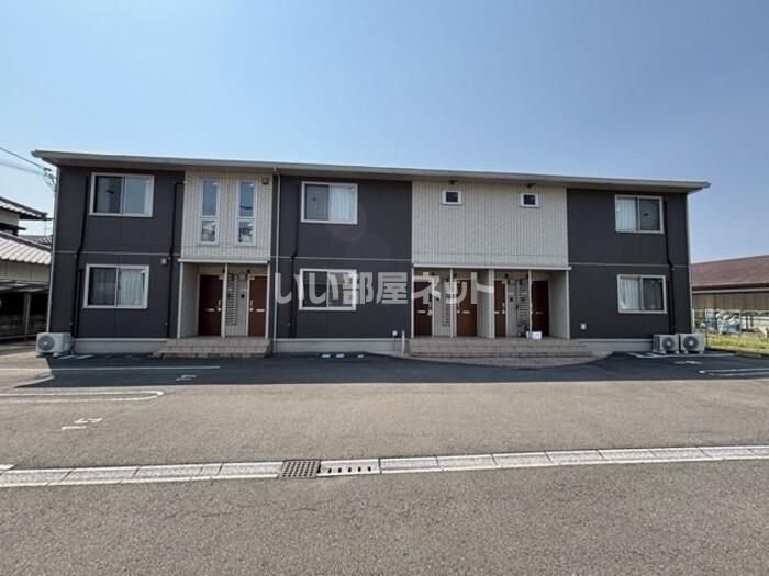 デミコリーヌ B棟の外観画像