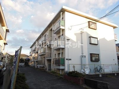 ハイツエミエールの外観画像