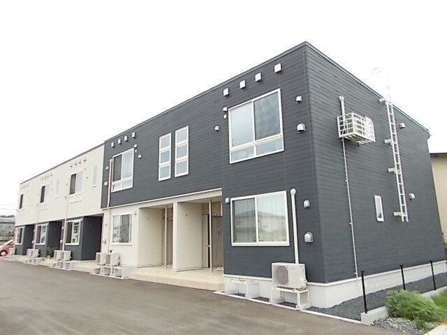 カーサ グランデⅢの外観画像